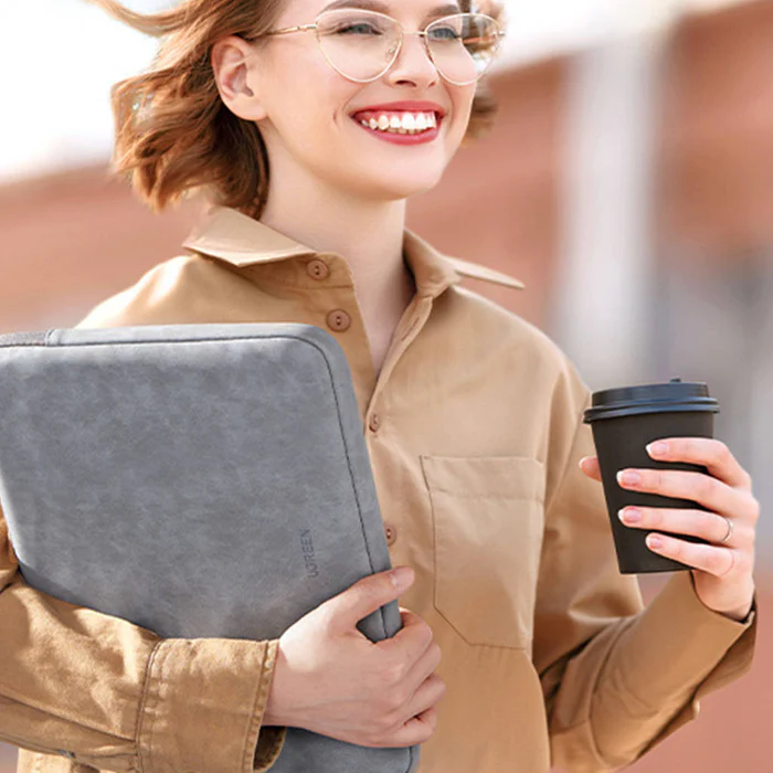 UGREEN Laptop Sleeve for 13–13.9 Inch Laptops, Shockproof & Waterproof Leather Protective Case (60985) - Image 8